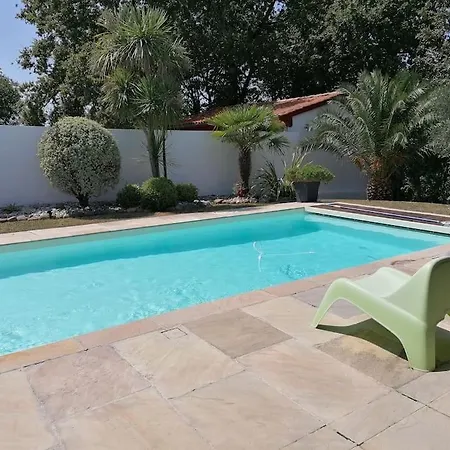 Maison Au Pays Basque Avec Piscine Chauffee Semesterbostad Jatxou